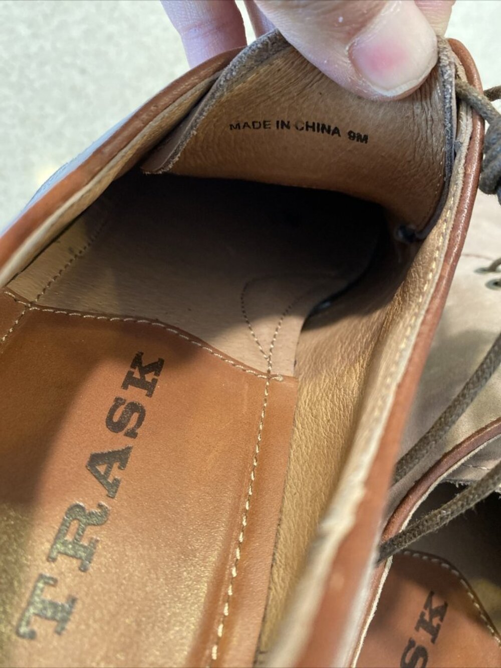 Trask Smooth Suede Men’s Sz 9 M Taupe Beige Leather Bucks Shoes - Picture 10 of 14